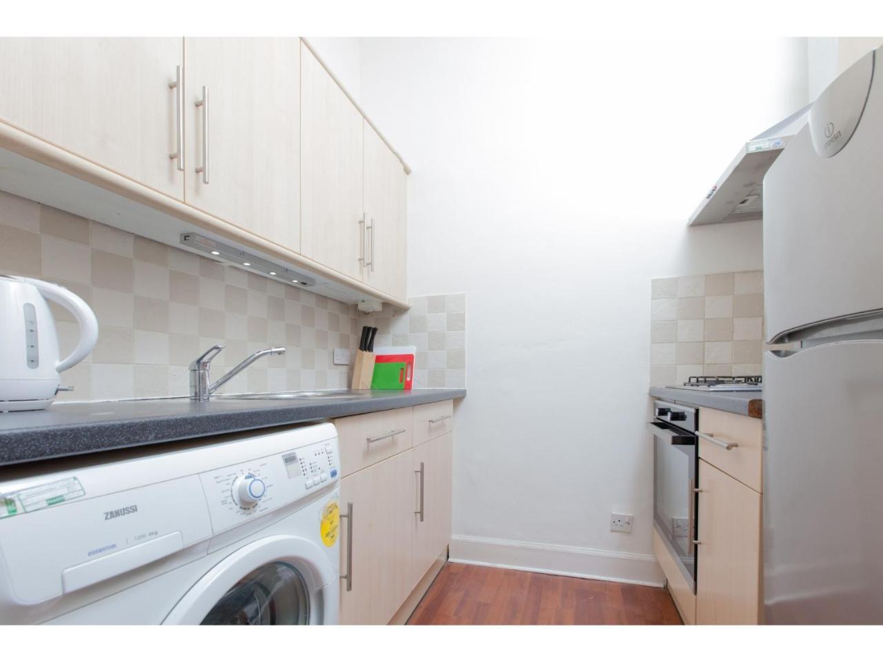 Homely Tenement For 2 Near Botanic Gardens Edimburgo Esterno foto
