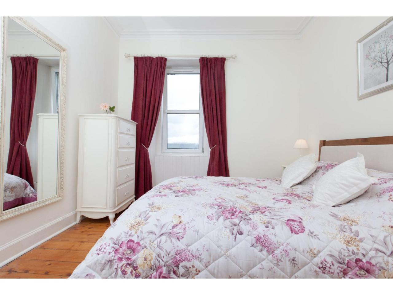 Homely Tenement For 2 Near Botanic Gardens Edimburgo Esterno foto