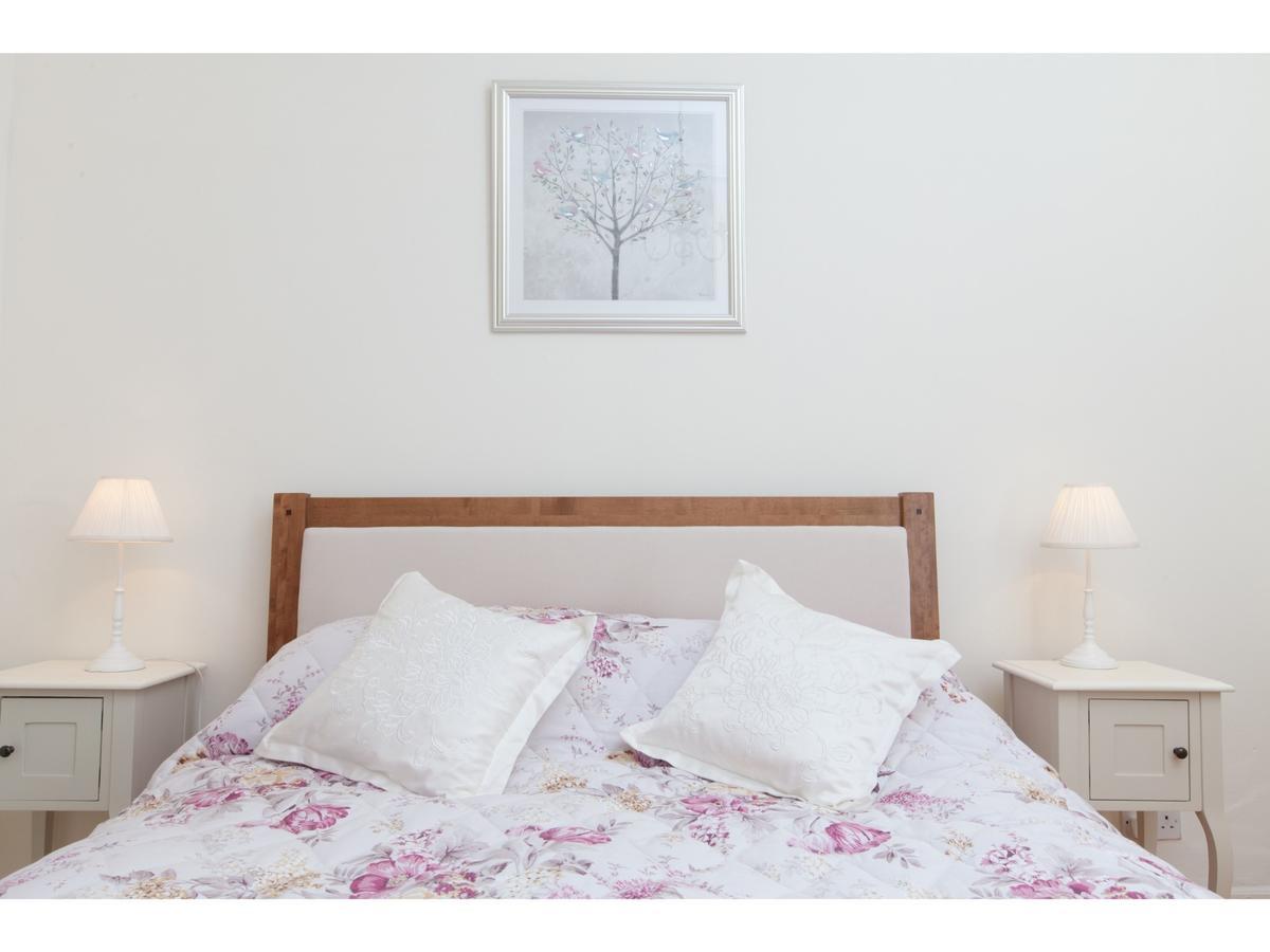 Homely Tenement For 2 Near Botanic Gardens Edimburgo Esterno foto