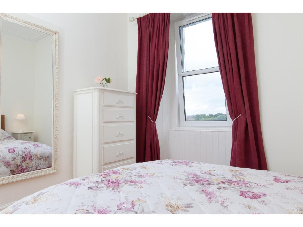 Homely Tenement For 2 Near Botanic Gardens Edimburgo Esterno foto